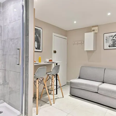 Studio Confortable Au Coeur Du Quartier Sentier